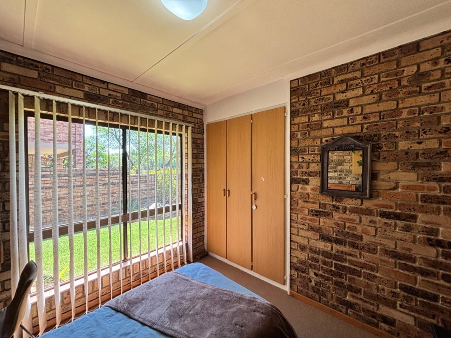 5 Bedroom Property for Sale in Heilige Akker North West